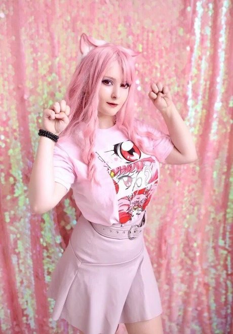 petite asian onlyfans hot photos