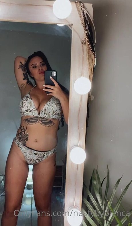 NastybyBianca sex model image