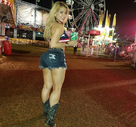 big tits nerd onlyfans nudes img