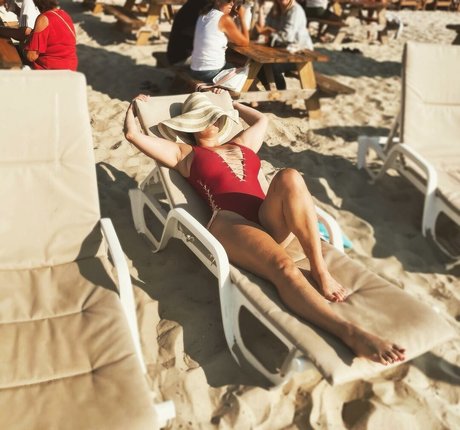 Katy Beaver pornstar sexy photo