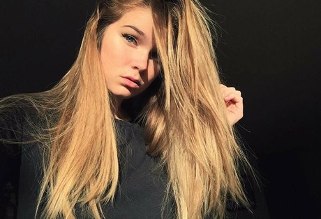 Taymoo xxx star pics