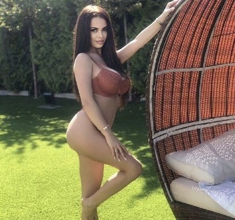 a t hristovaa star pornographic photo