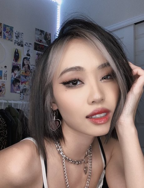 Chael dot best actress photo