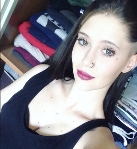 eleperuffo_ star beautiful galleries