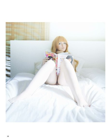 Sairu Hoshi nudes star images