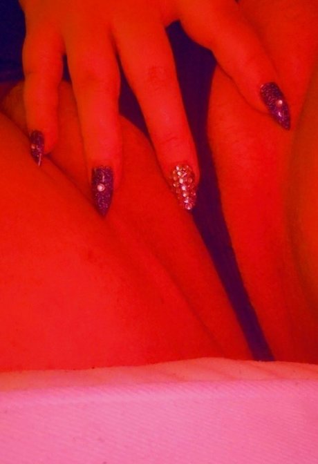 thickbellamel free star photos