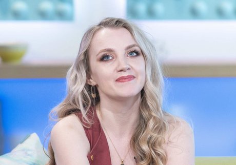Evanna Lynch xxx pornstar gallery