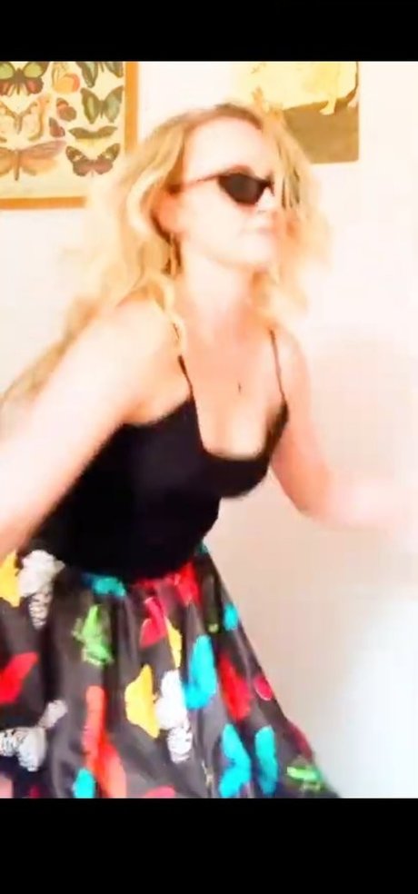 big dildo onlyfans free porn photo