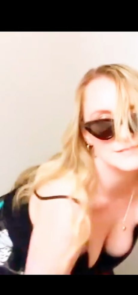 Evanna Lynch pornstar best photo
