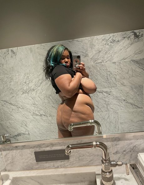 MsMoodyBB beautiful model picture