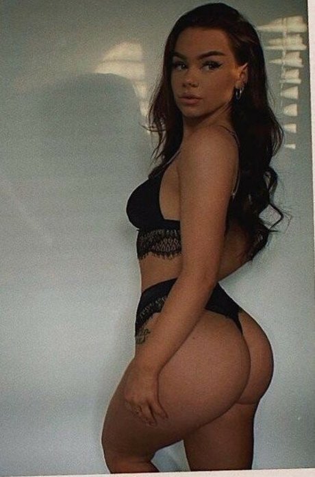 charlotte maynard model hd photos