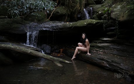 Roshie star nudes pic