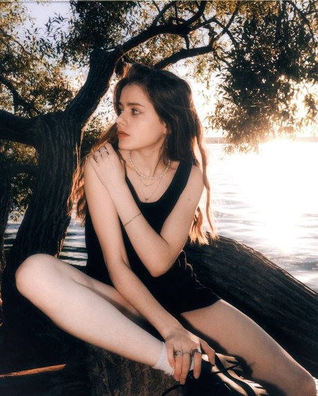 Tovpinets3 pretty model photo