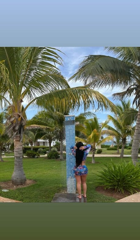 ohsoyoulily star adult pictures