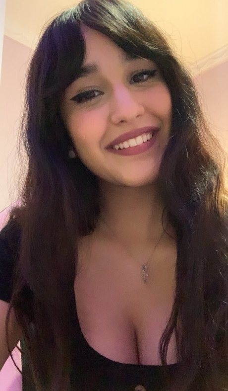 Lazypopa model sexy photo