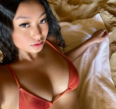 Elorado perfect model photos