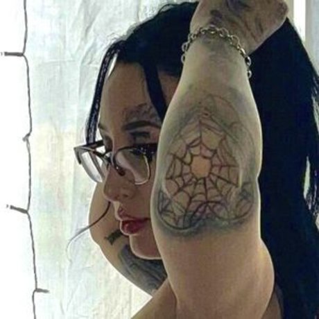 famous nude onlyfans exclusive pics