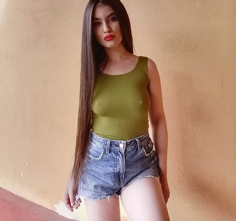 Coanda Mihaela free model photo