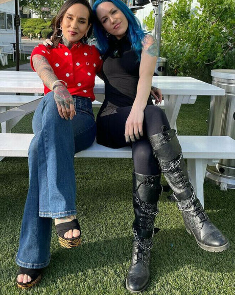 WomenMetal star top pictures