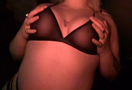 Moonsoul4321 hot actress images