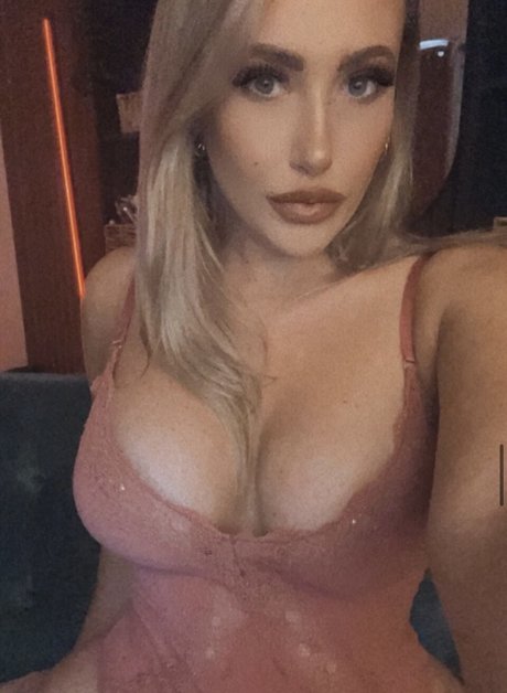 Melissa Taylor model high quality picture