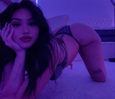 Champggne beautiful star pictures