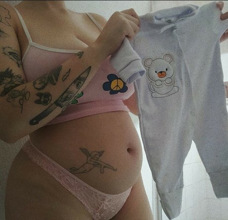 teen asian onlyfans free nude images