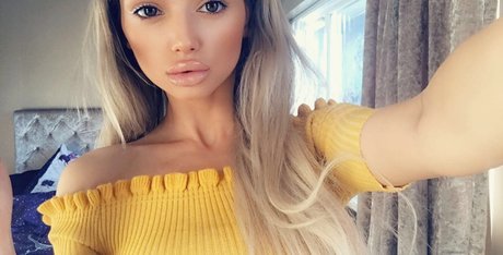 Chyna Sway model sexy picture