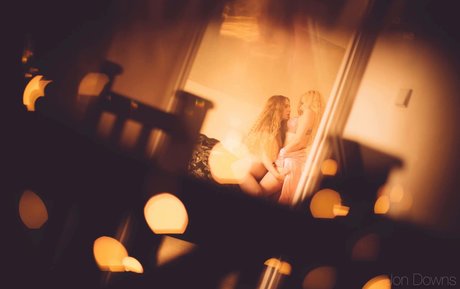 Emily Hamilton model erotic pic