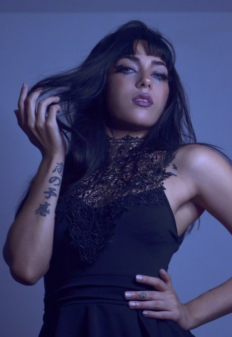 Laylahearts66 hot pornstar picture