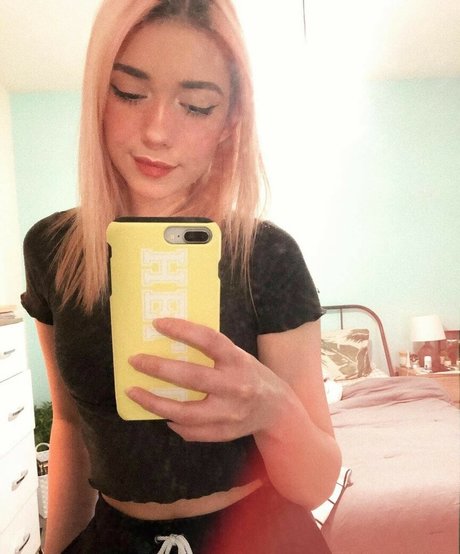 Shubble star nudes img