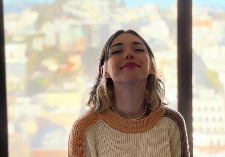 Shubble pretty actress pics