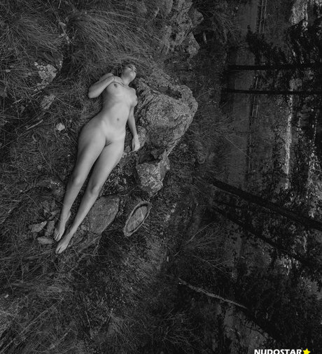 asian tattoo onlyfans top img