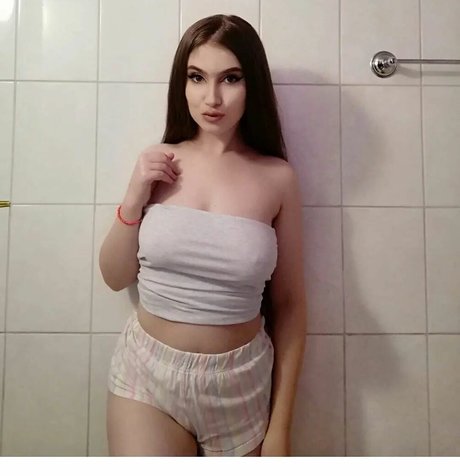 coanda mihaelaa model photo