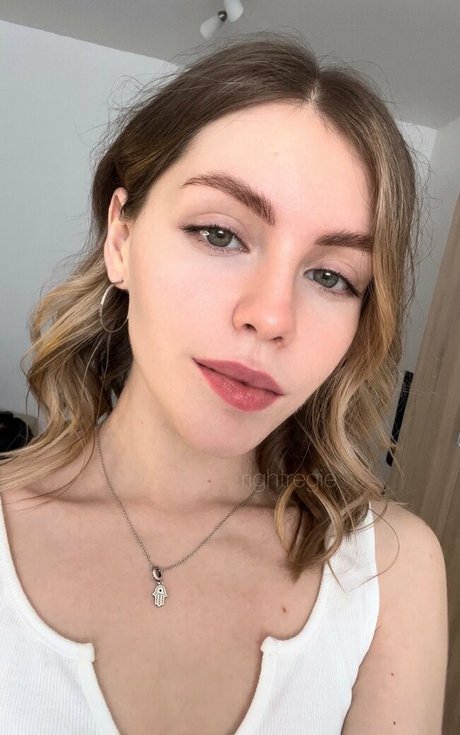 big tits nerd onlyfans pornos images