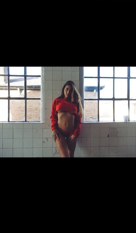 ShannonSinghof hot star picture