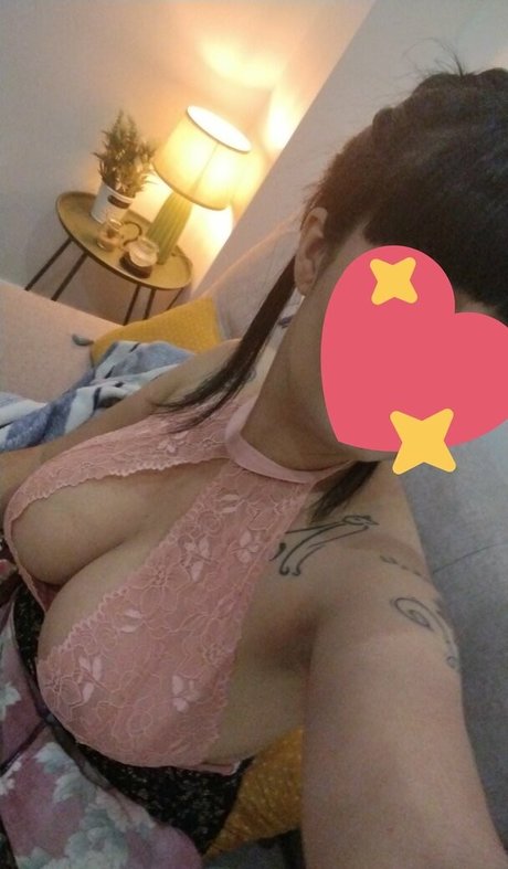 Lavinia Miyazaki model pretty pictures