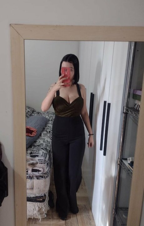 Lavinia Miyazaki pretty star pictures