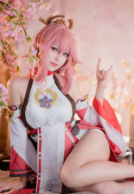 Ely Cosplayer model top photos