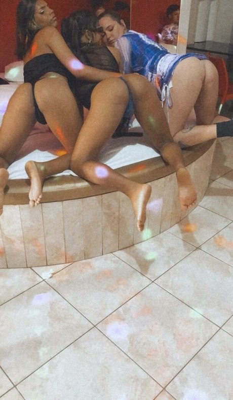 male asian onlyfans perfect pics