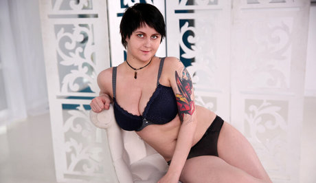 MarsyMiller sex model archive