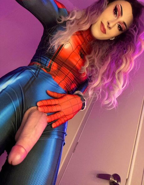 TS Olympia hd actress photos