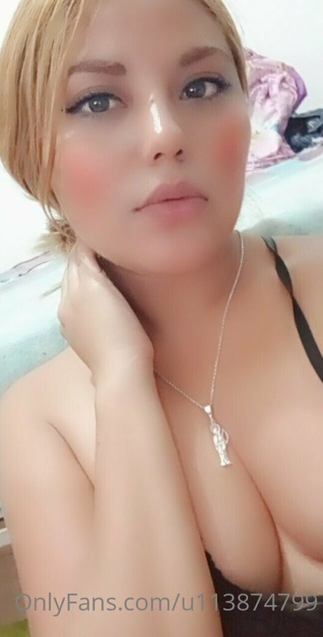 Itzel Loera pornstar nude img