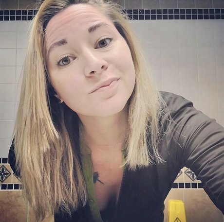 gay gym onlyfans hot image