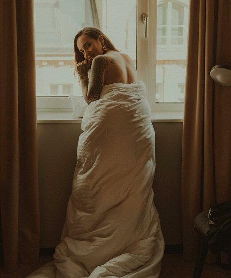 Tatiana Shmaylyuk erotic model pic