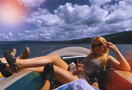 Rosie Dowsing pornstar sexy pics