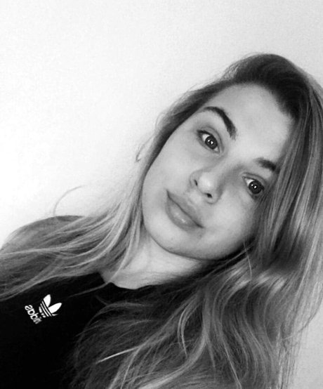 Elsalmorton model adult galleries