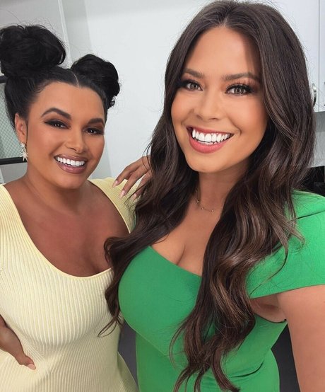 Alex Curry porn actress images