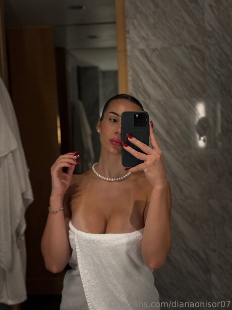 Dianaonisor07 star pornographic image