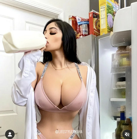 Dr Megha Mukherjee model hot archive